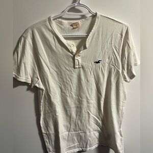 Hollister tshirt